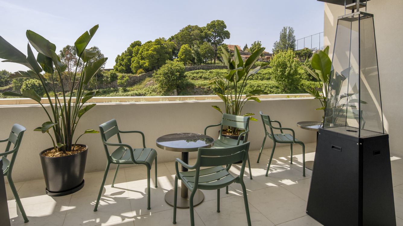 br-opobr-terrace-33148-34064_Wide-Hor